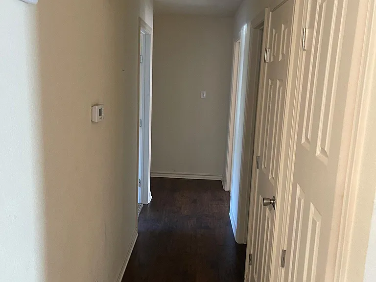112 Medina Dr — Photo 6