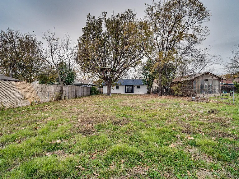 2110 Aggie Dr — Photo 27