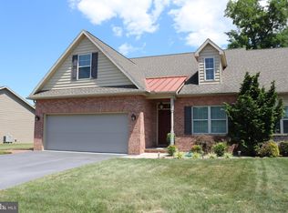 10362 Foxleigh Cir, Waynesboro, PA