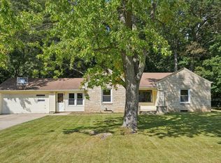 12206 W Vliet St, Wauwatosa, WI 53226