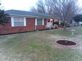 714 Spring Ln, Claremore, OK 74017