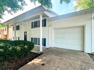 910 Airport Rd, Mount Vernon, IL 62864