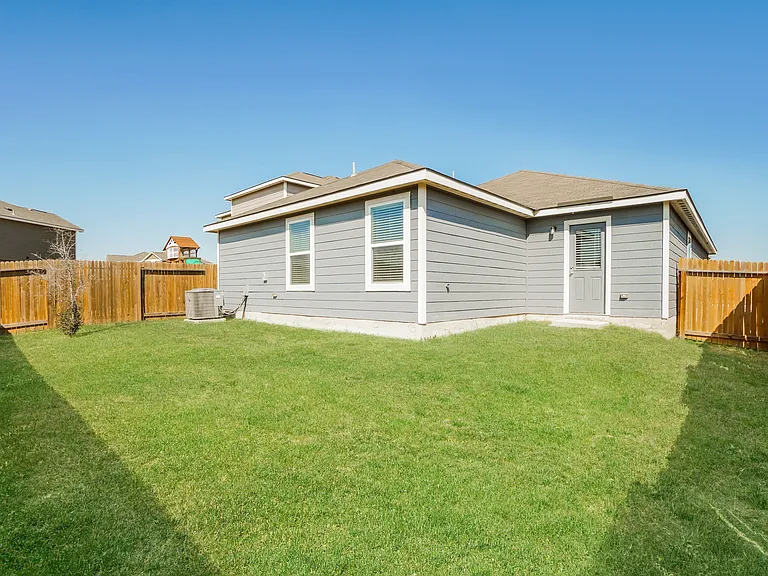 7209 Jebson Pass — Photo 15