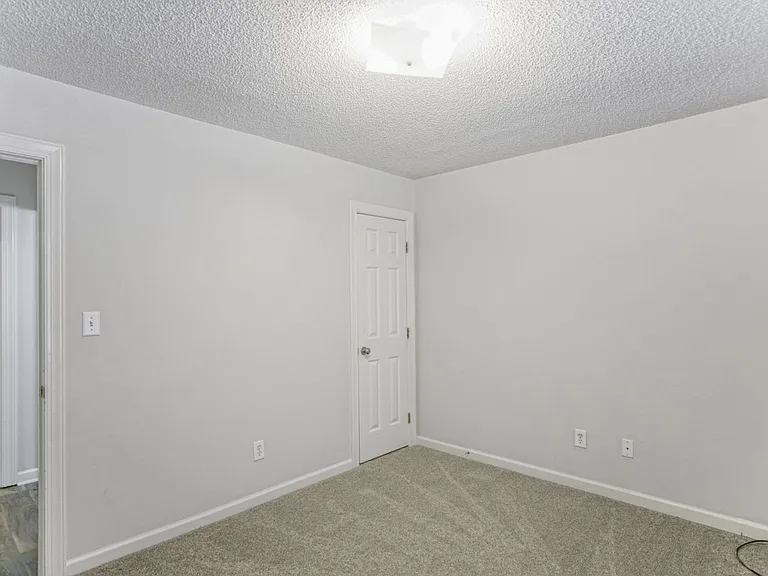 3418B Pear Tree Ct NW — Photo 17