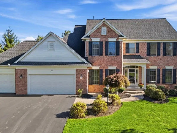 30 Rollins Xing, Pittsford, NY 14534