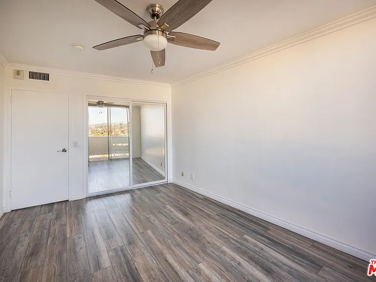 7250 Franklin Ave #702 — Photo 10