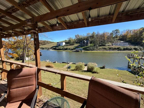 1550 Peaceful Hollow Rd, Dry Ridge, KY 41035