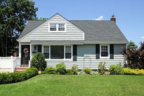 1st image of 1090 Shelburne Dr