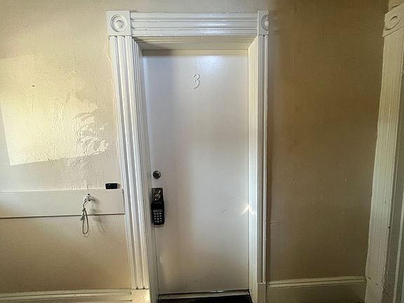 2nd image of 344 N 3rd St #3