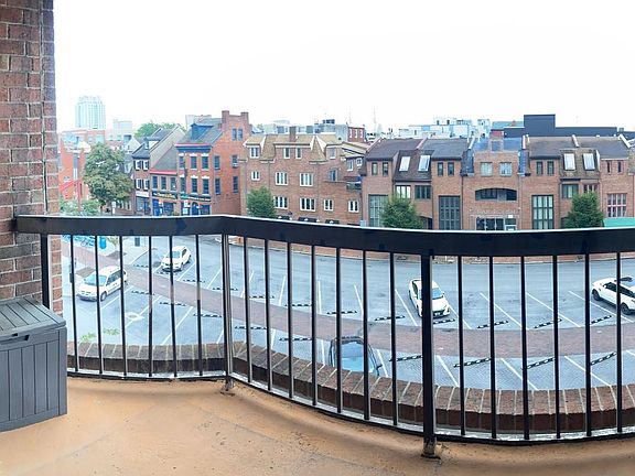 3rd image of 200 Lombard St #515