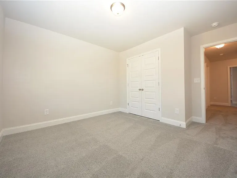 232 Hellen Valley Dr — Photo 40
