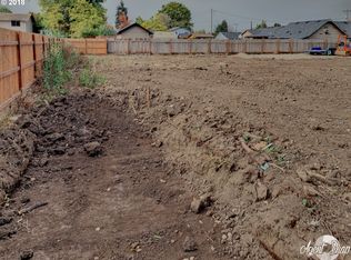 1 S St #1, Springfield, OR 97477