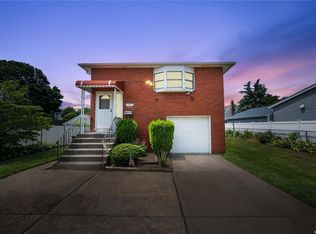 579 Carriere St, Bethpage, NY 11714