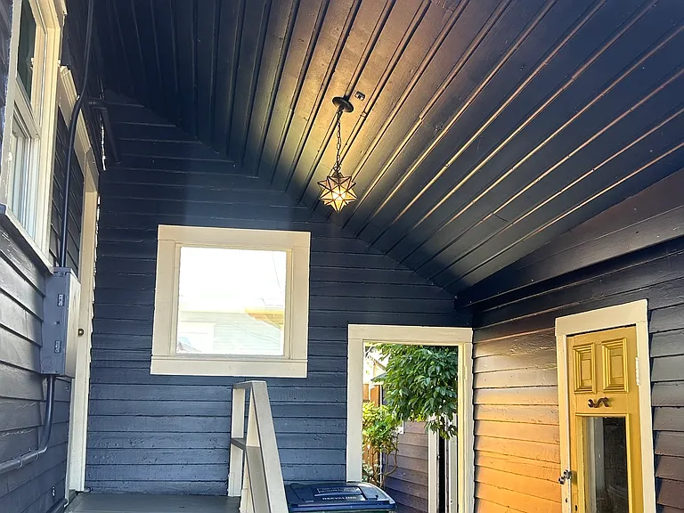 2200 Iron St — Photo 5
