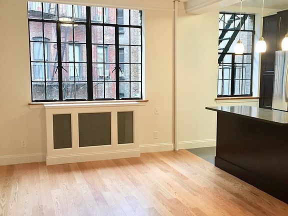 3rd image of 72 Barrow St APT 3W