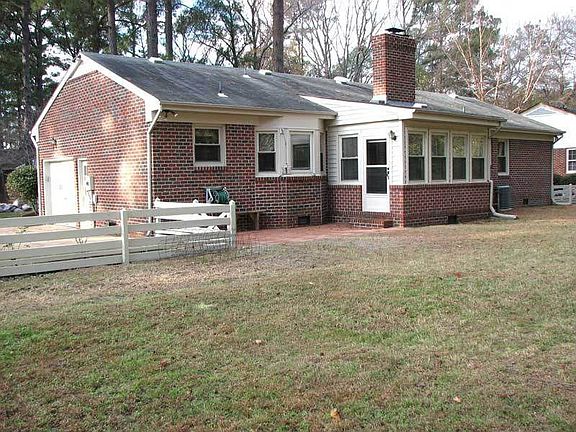 4th image of 2313 Bidgood Dr