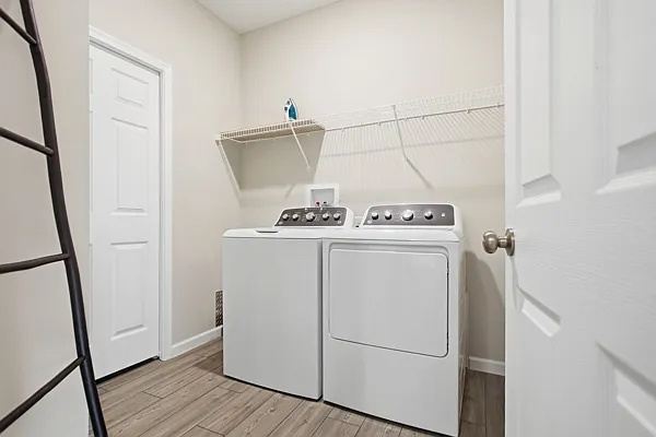 515 Kilkenny Ct — Photo 21