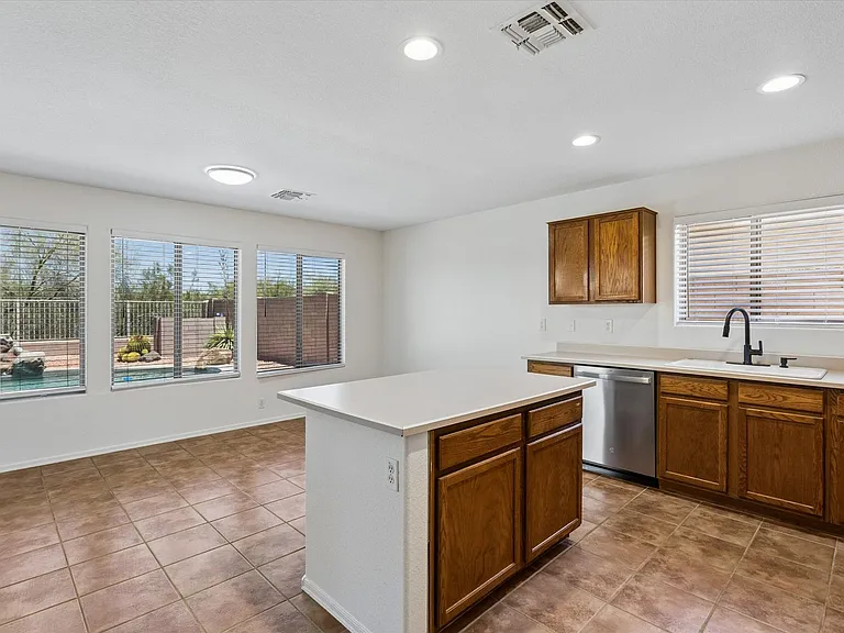 5120 E Via Dona Dr — Photo 13