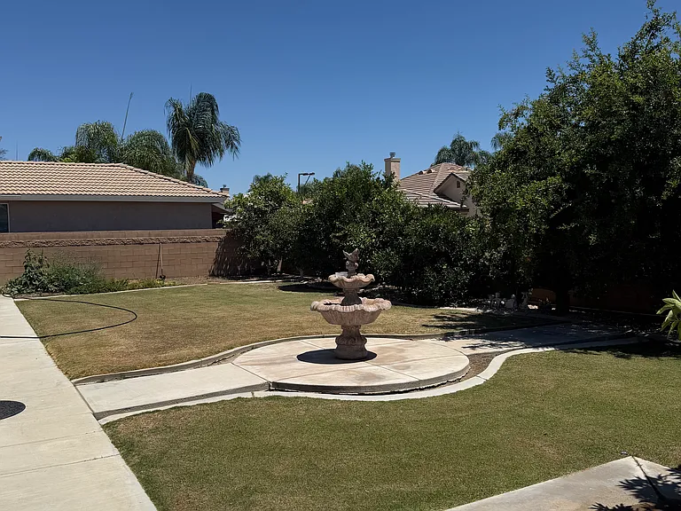 3405 Medallion Rose Ave — Photo 15