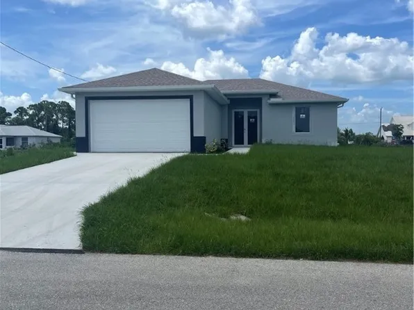 2900 21st St W, Lehigh Acres, FL 33971