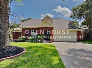 4826 Pecan Grove Dr, Pearland, TX 77584