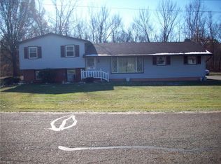 15832 Toni St NE, Alliance, OH 44601