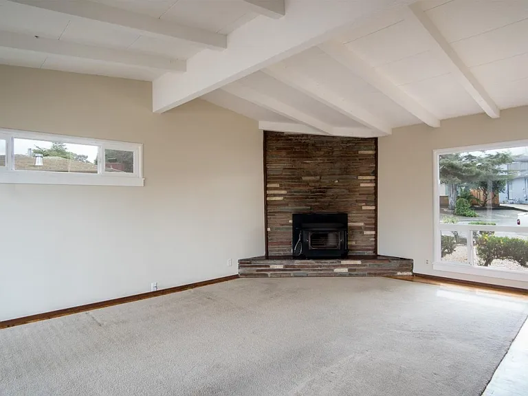 1145 Madera Ct — Photo 2