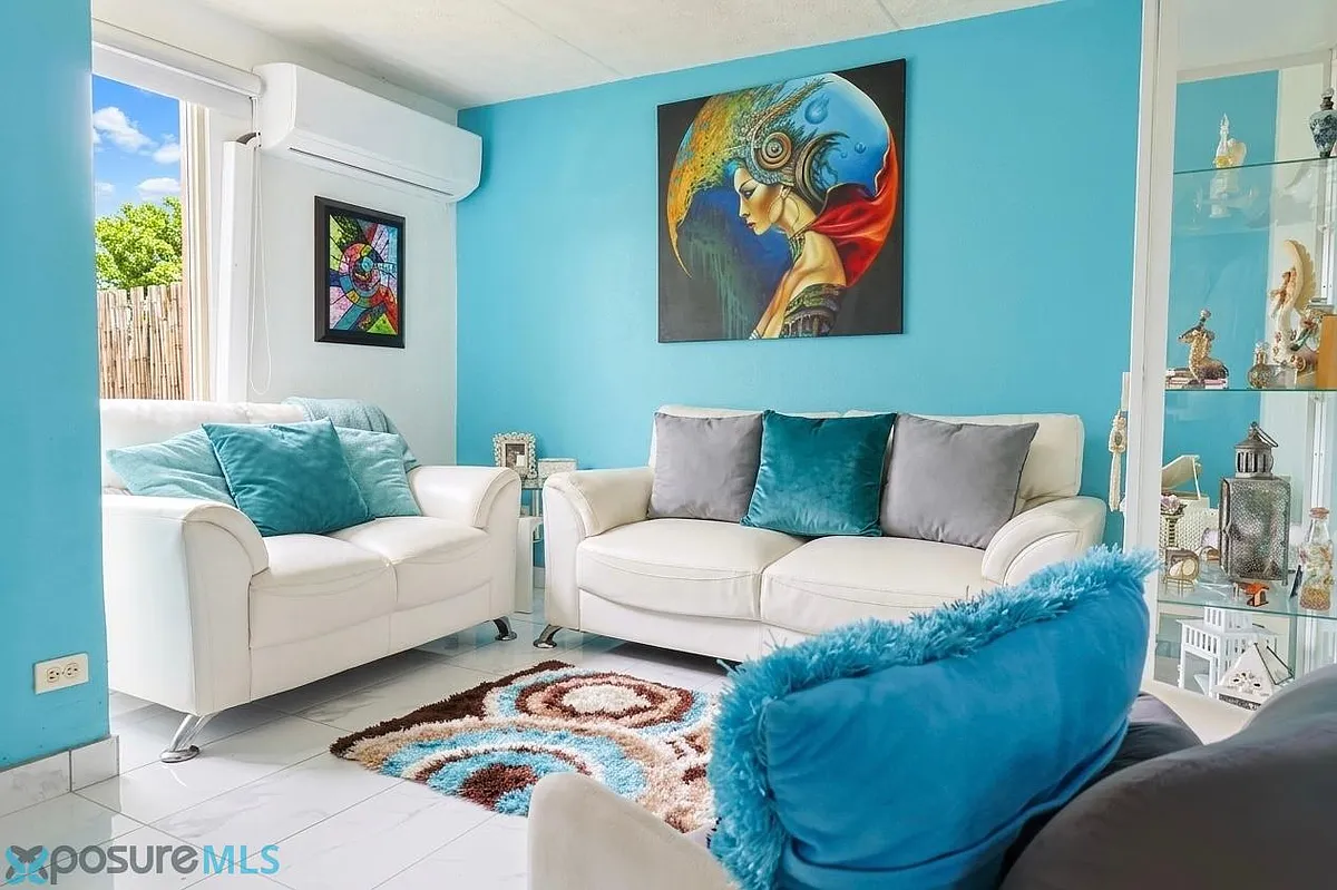Building Photo - 1005 Jardin Sereno #1005