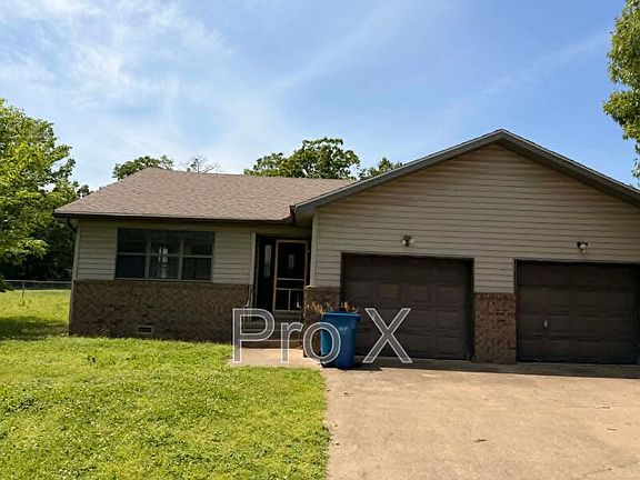 2nd image of 2630-2632 E 2nd St