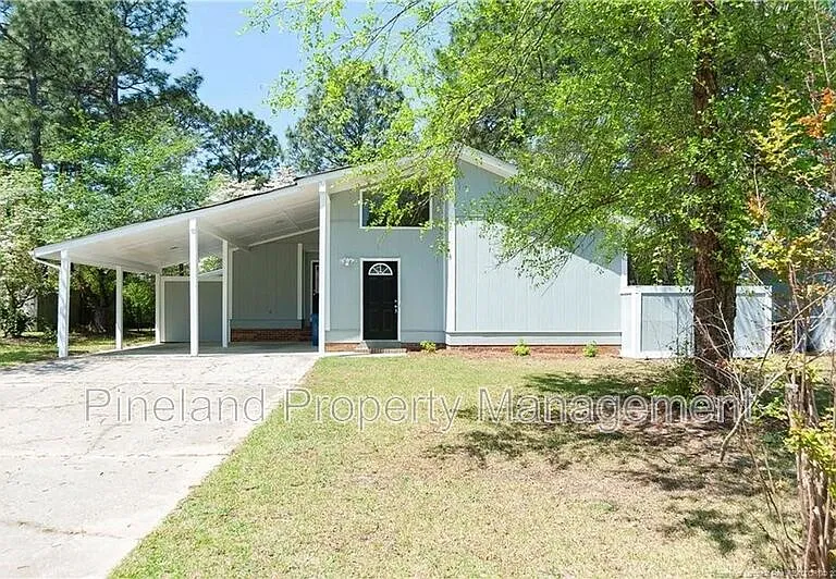 2012 Lakemeadow Dr — Photo 1