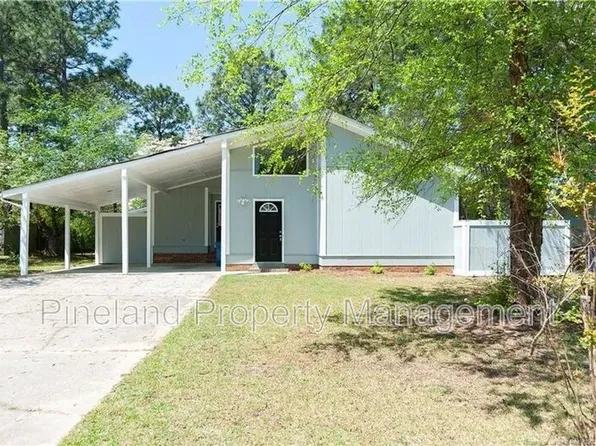 2012 Lakemeadow Dr, Fayetteville, NC 28304