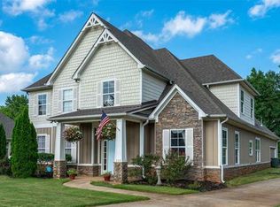 228 Wolf Creek Trl SW, Huntsville, AL 35824