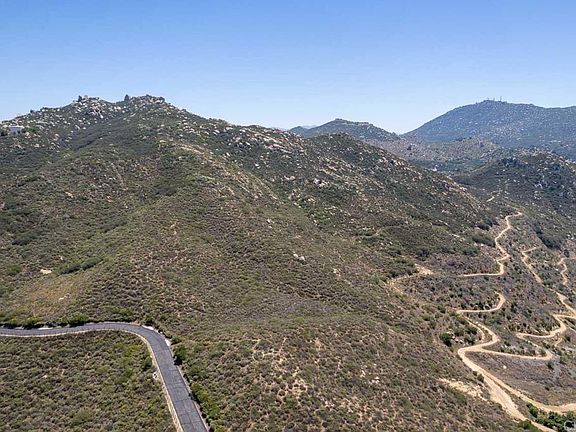 4th image of 18055 Sunset Point Rd