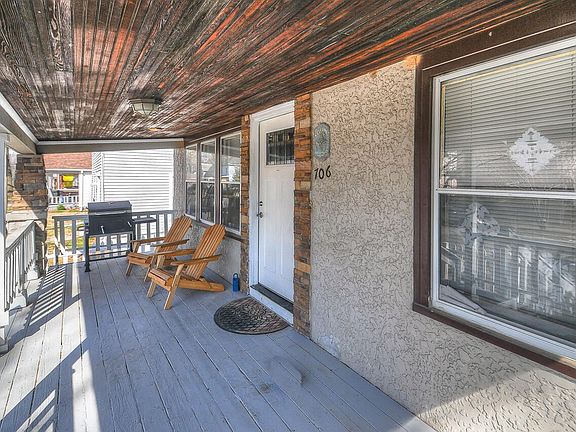 2nd image of 706 W Washington Ave