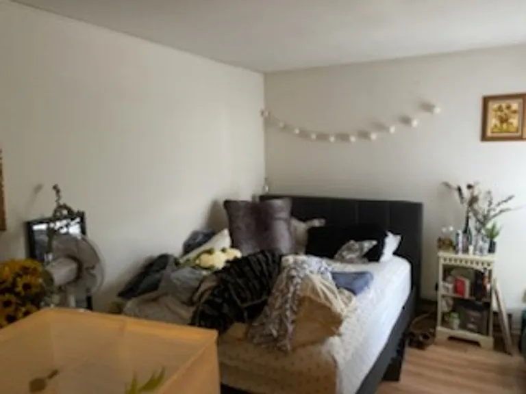 University Park Apartments near Cornell University — Photo 788