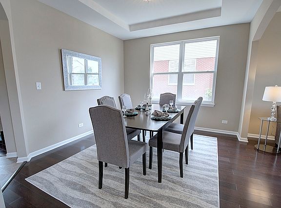 4th image of 16628 W Aspen Ct