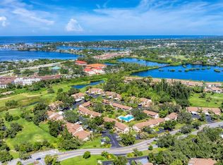 667 Bird Bay Cir #96, Venice, FL 34285