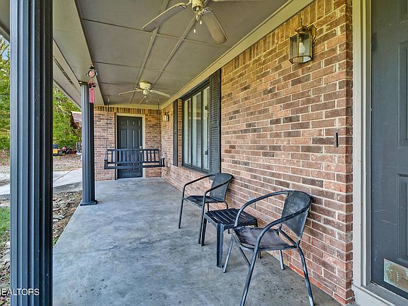 2nd image of 212 Old Clear Branch Ln