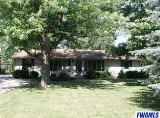 5597 E Meadowbrook Dr, Fort Wayne, IN