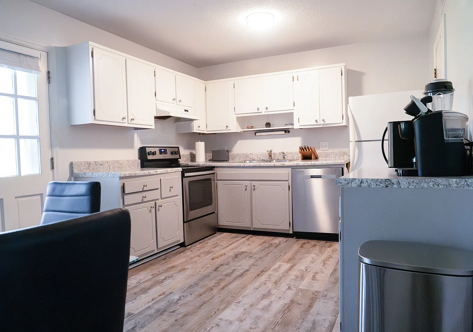 Beautiful furnished townhouse, all utilities included — Photo 3