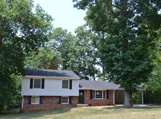 2662 Luke Dr, Ellenwood, GA 30294