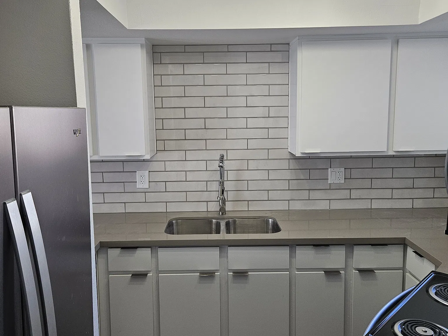 935 N Granite Reef Rd — Photo 3
