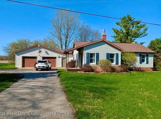 1955 E River Rd, Mount Pleasant, MI 48858