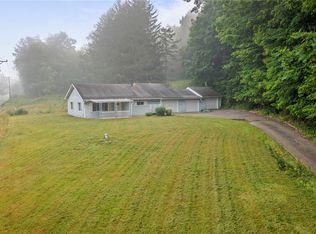 844 Lynn Portal Rd, Washington, PA 15301