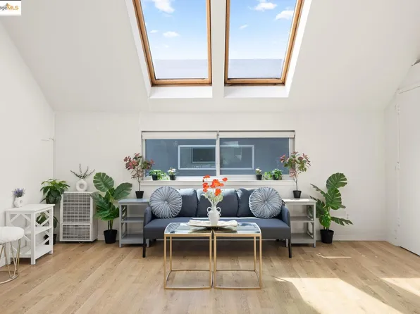 1450 4th St APT 5, Berkeley, CA 94710