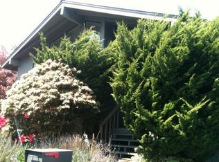 8230 SE 33rd Pl, Mercer Island, WA 98040
