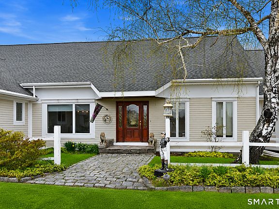 3rd image of 33 Meehan Road