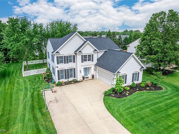 4th image of 8373 Forest View Dr