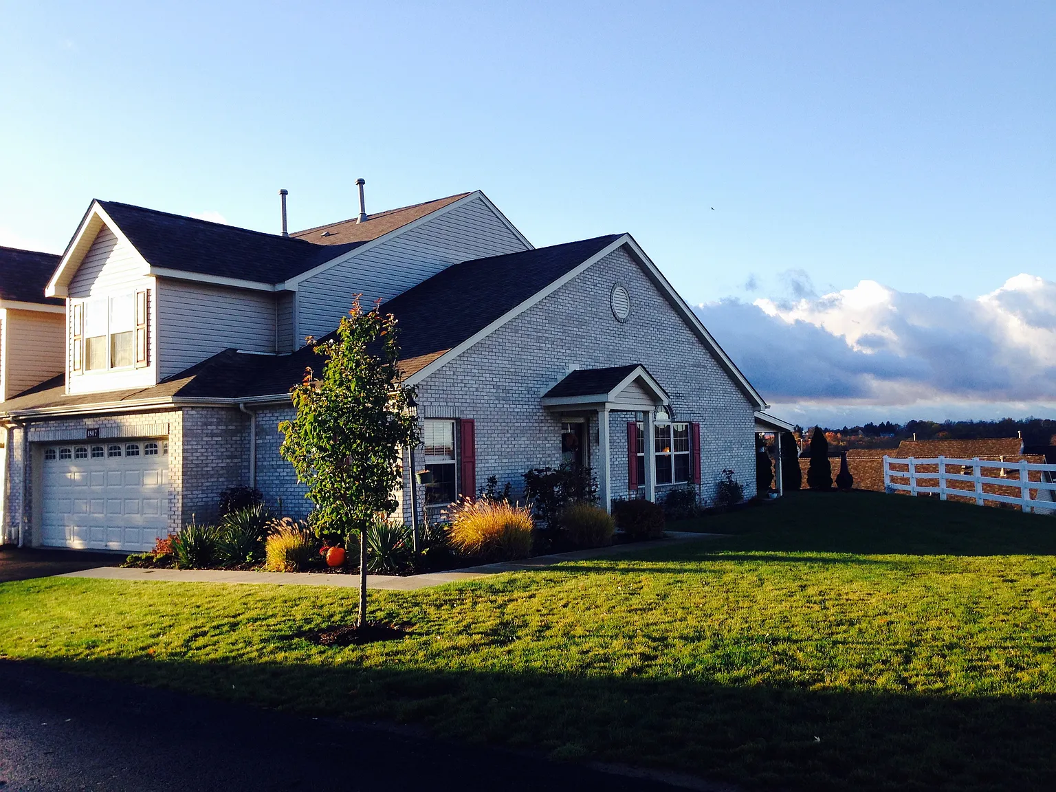 1807 Benson Blvd photo 1