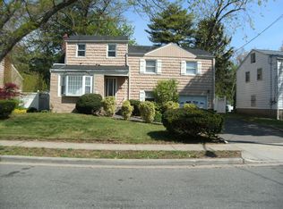 235 Beechwood Ave, Roosevelt, NY 11575